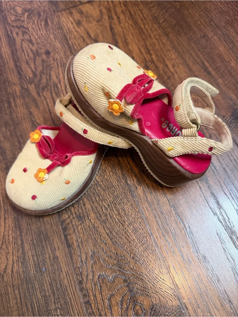 Gymboree Amalfi Coast Girls’ Embroidered Corduroy Sandals